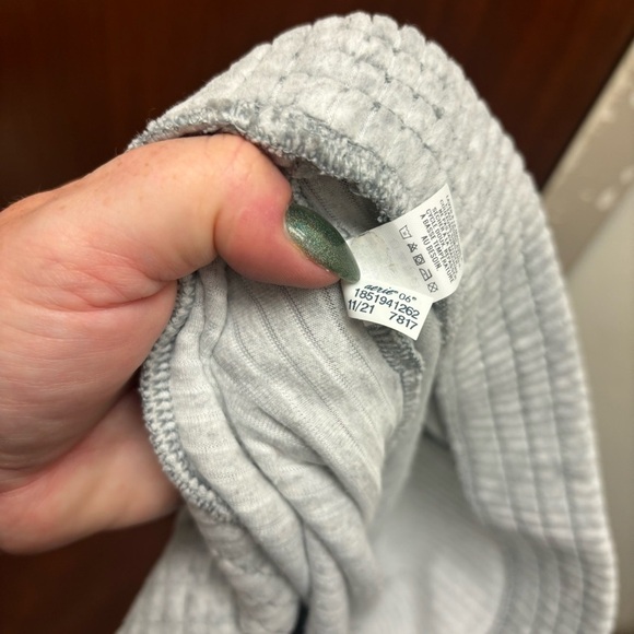 Aerie Groove On Velour High Waisted Flare Pant - Picture 12 of 13